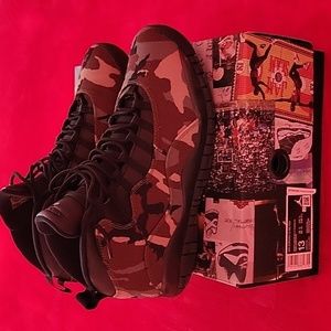 Men's Jordan Retro 10's (Camo)